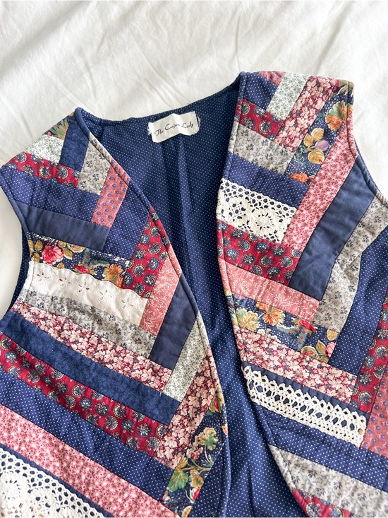 Vintage Jackets & Blazers - Patchwork Vintage Handmade Quilted Vest in Navy, Red, Cream Floral